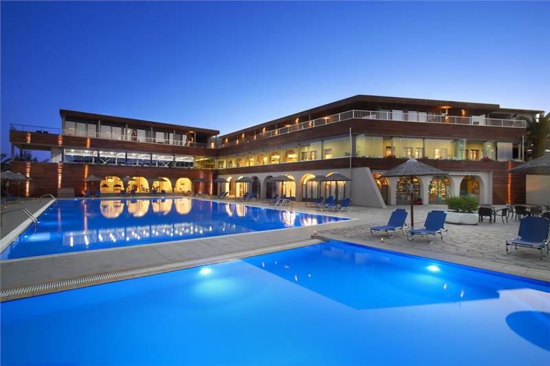 BLUE DOLPHIN HOTEL 4* - Halkidiki, Sitonija: Metamorfozis