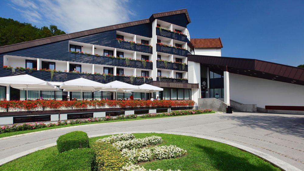 HOTEL BREZA 4*