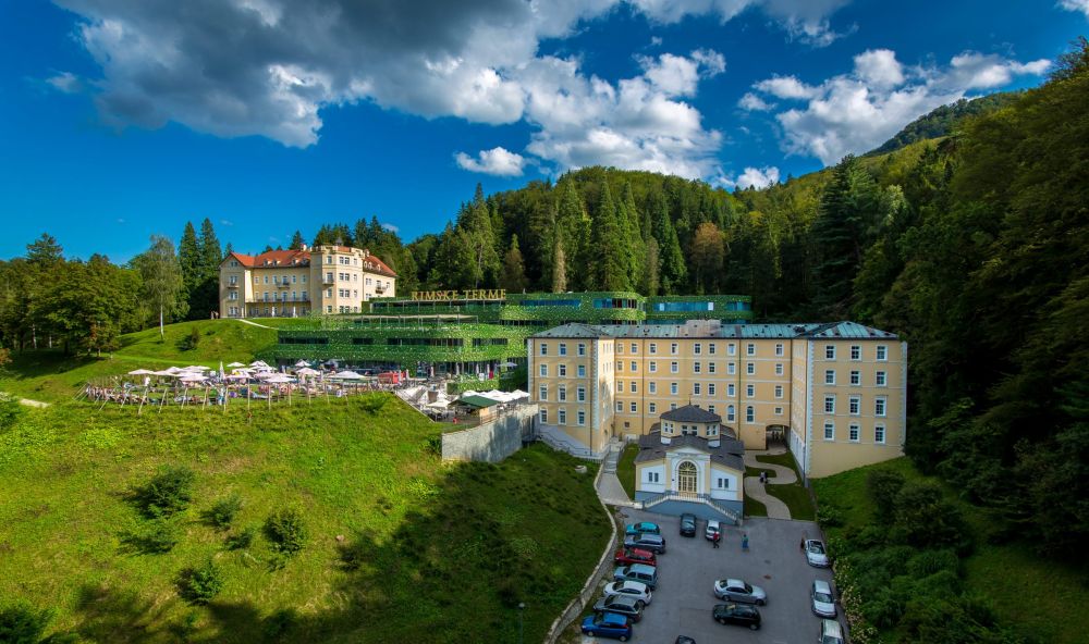 HOTEL RIMSKI DVOR 4*