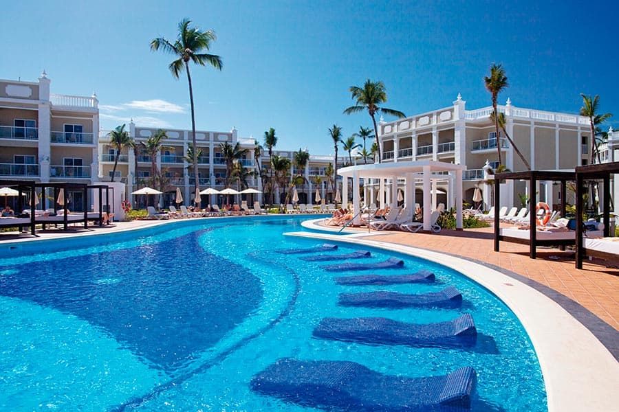 HOTEL RIU PALACE BAVARO 5*